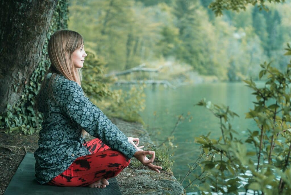 Achtsame Meditation im gegenwärtigen Moment